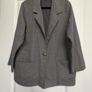 Elegant Houndstooth Women's Blazer